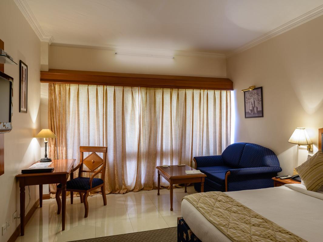 Quality Inn Palms Gāndhīdhām Exterior foto