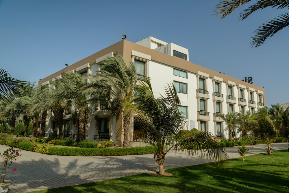 Quality Inn Palms Gāndhīdhām Exterior foto